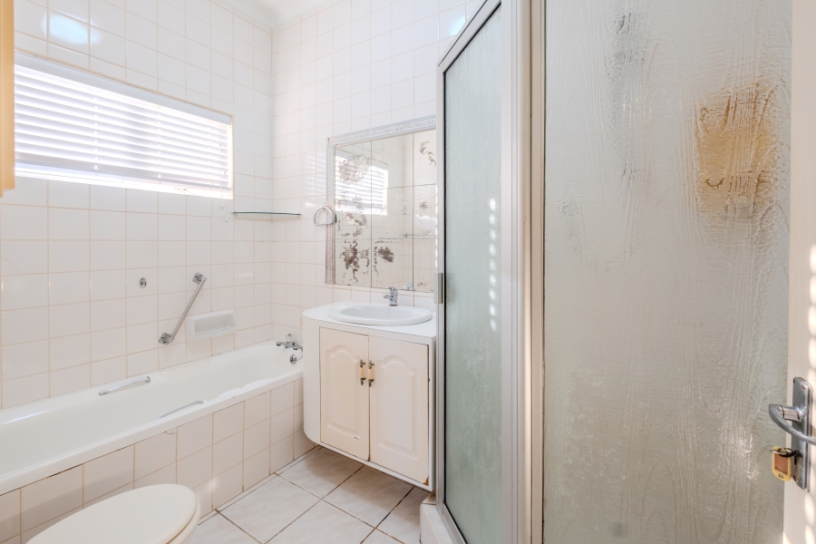 5 Bedroom Property for Sale in Prestondale KwaZulu-Natal