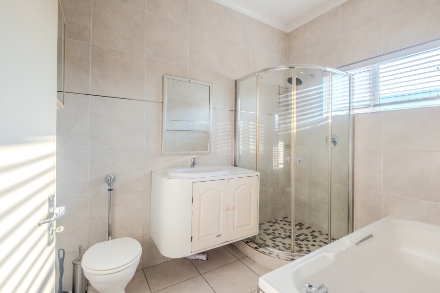 5 Bedroom Property for Sale in Prestondale KwaZulu-Natal