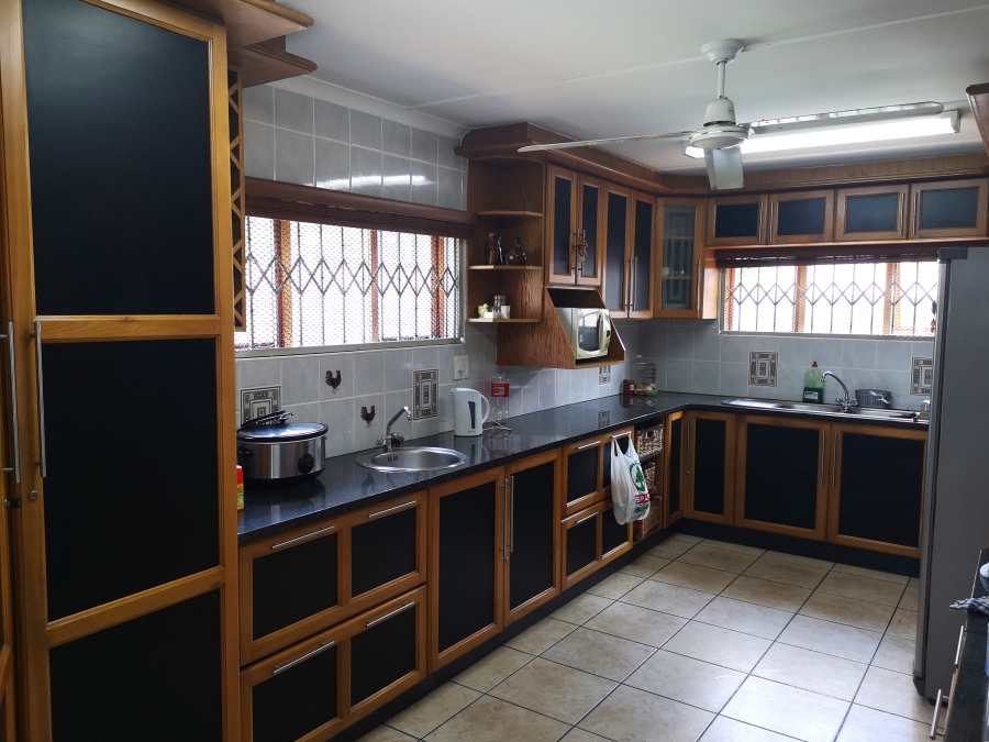 To Let 6 Bedroom Property for Rent in Veld En Vlei KwaZulu-Natal