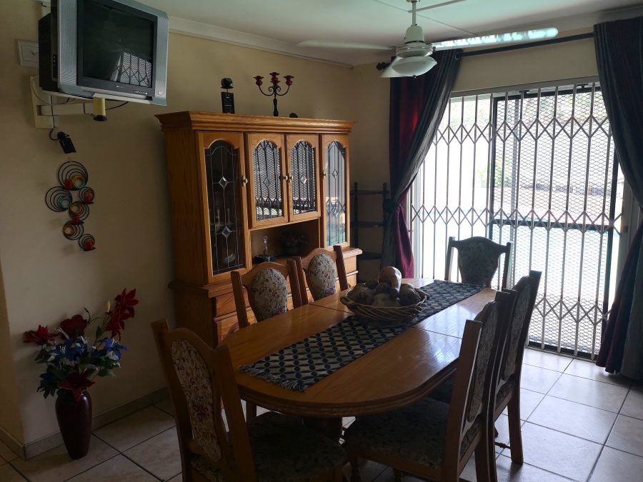 To Let 6 Bedroom Property for Rent in Veld En Vlei KwaZulu-Natal