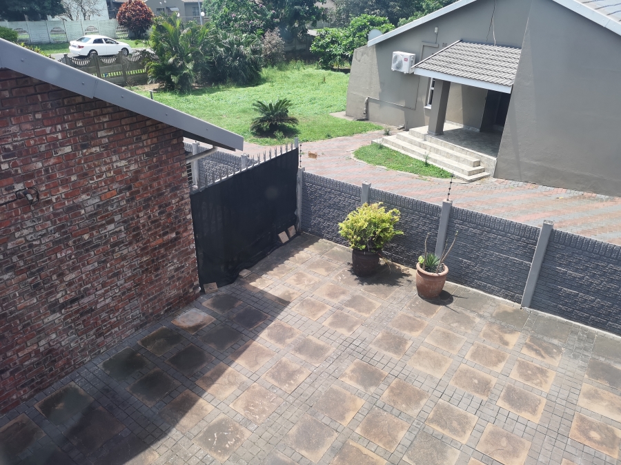 To Let 6 Bedroom Property for Rent in Veld En Vlei KwaZulu-Natal