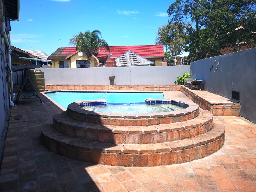 To Let 6 Bedroom Property for Rent in Veld En Vlei KwaZulu-Natal