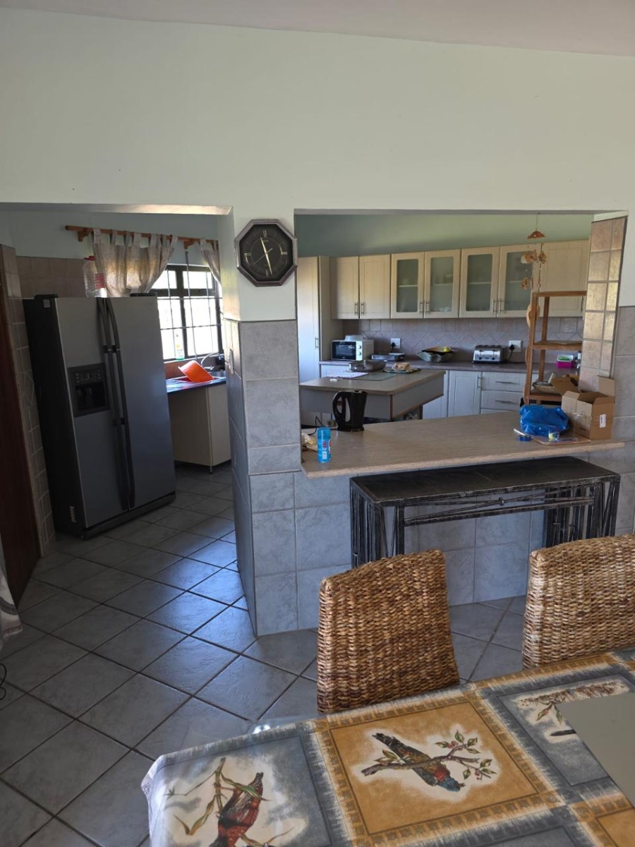 6 Bedroom Property for Sale in Tugela Mouth KwaZulu-Natal