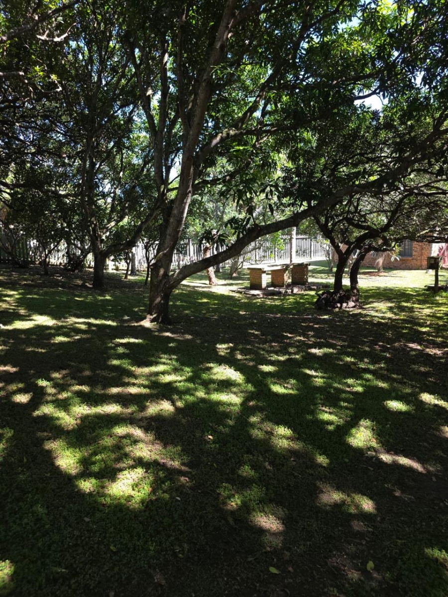 6 Bedroom Property for Sale in Tugela Mouth KwaZulu-Natal