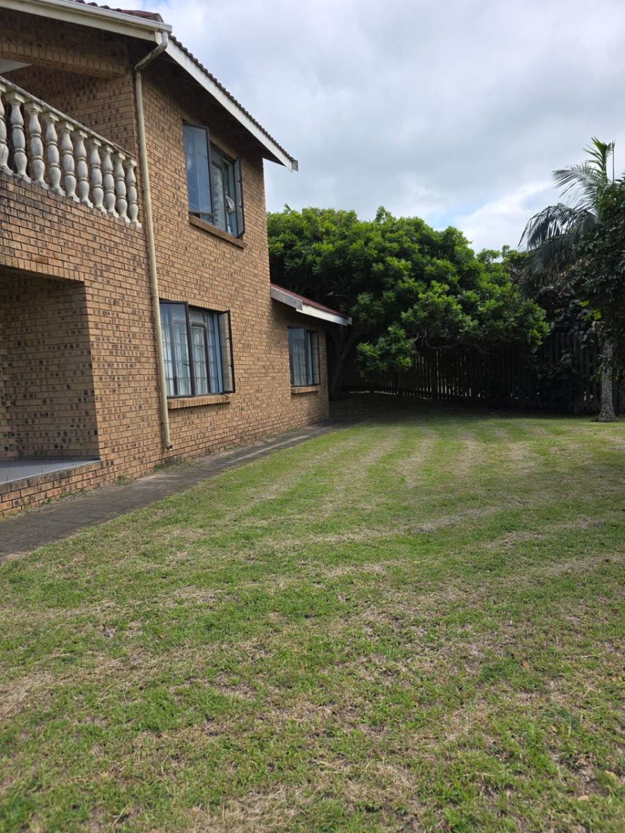 6 Bedroom Property for Sale in Tugela Mouth KwaZulu-Natal