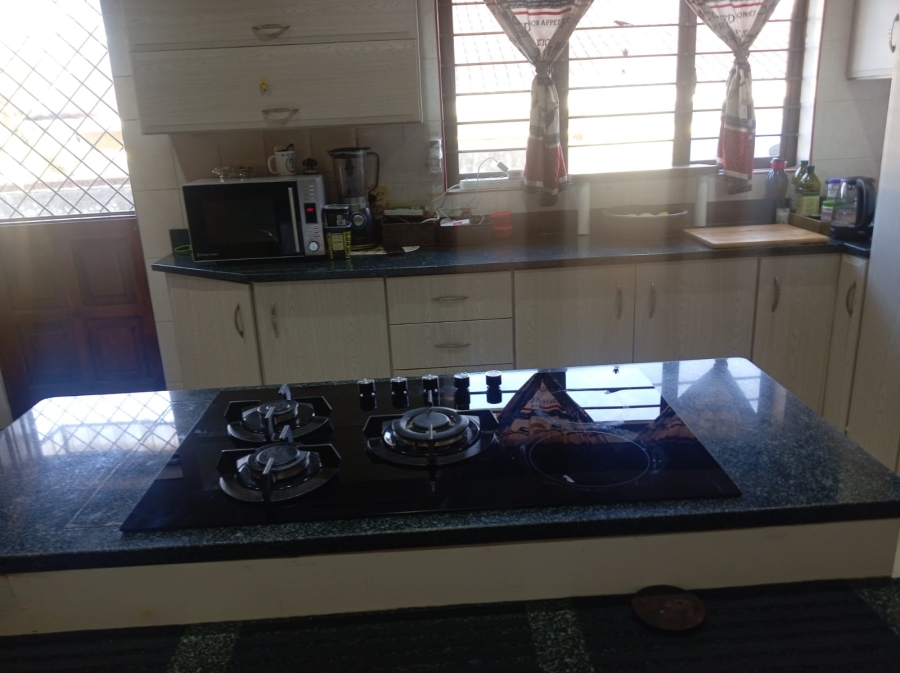 4 Bedroom Property for Sale in Naidooville KwaZulu-Natal