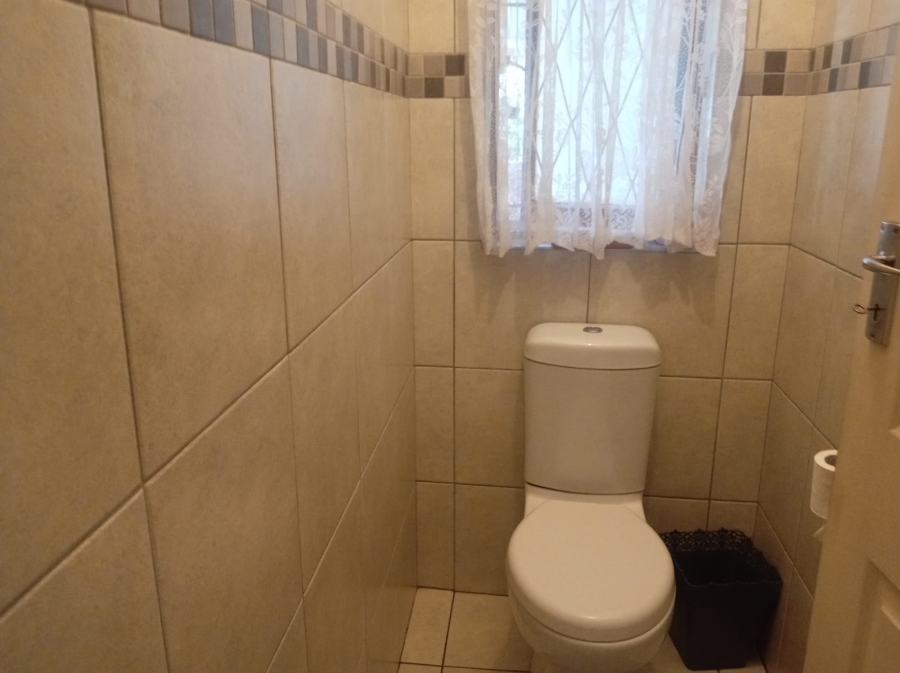 4 Bedroom Property for Sale in Naidooville KwaZulu-Natal