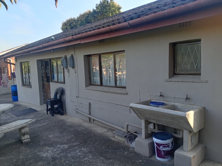 4 Bedroom Property for Sale in Naidooville KwaZulu-Natal