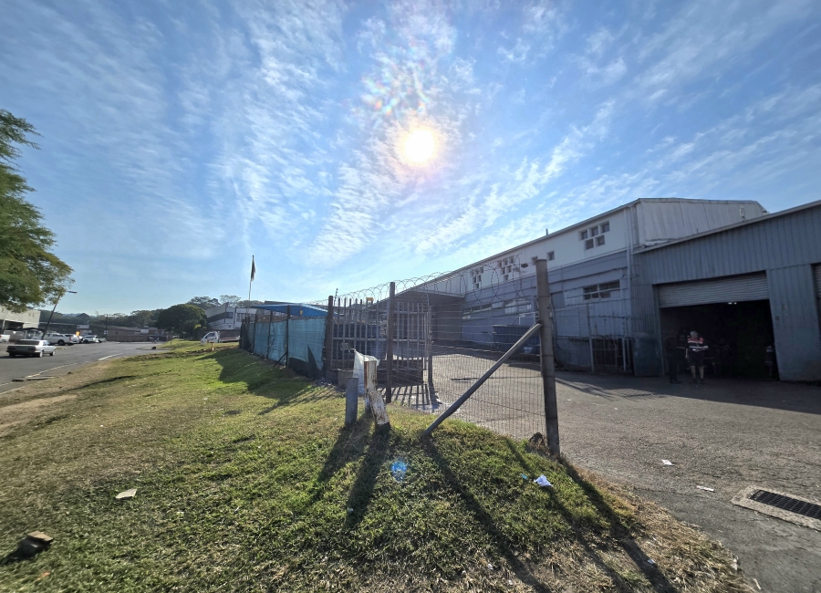 To Let Commercial Property for Rent in Westmead KwaZulu-Natal