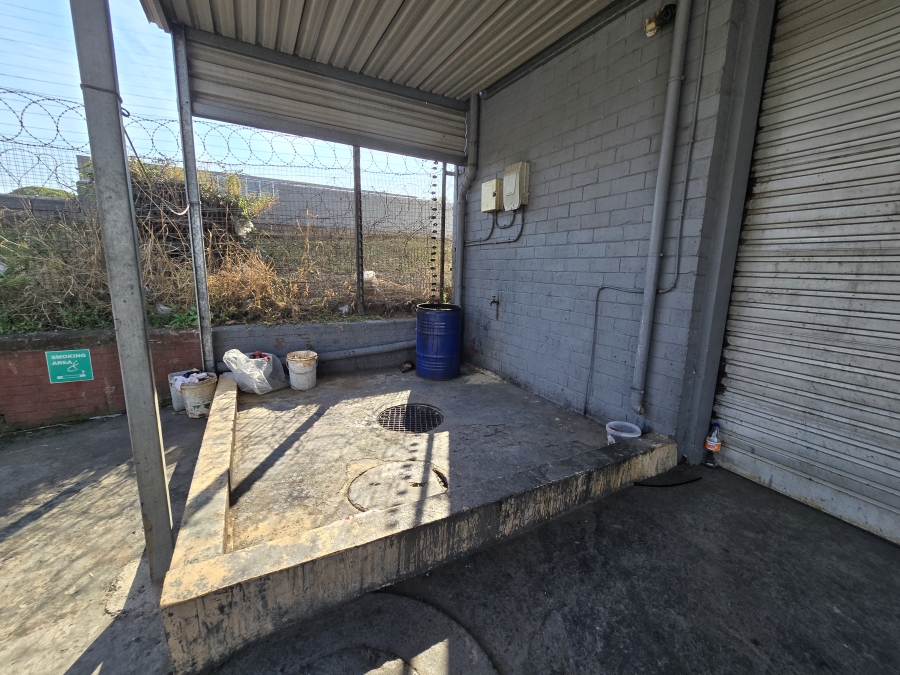 To Let Commercial Property for Rent in Westmead KwaZulu-Natal