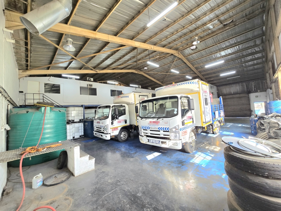 To Let Commercial Property for Rent in Westmead KwaZulu-Natal