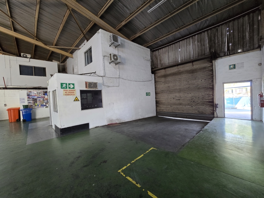 To Let Commercial Property for Rent in Westmead KwaZulu-Natal