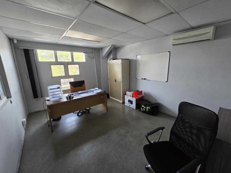 To Let Commercial Property for Rent in Westmead KwaZulu-Natal