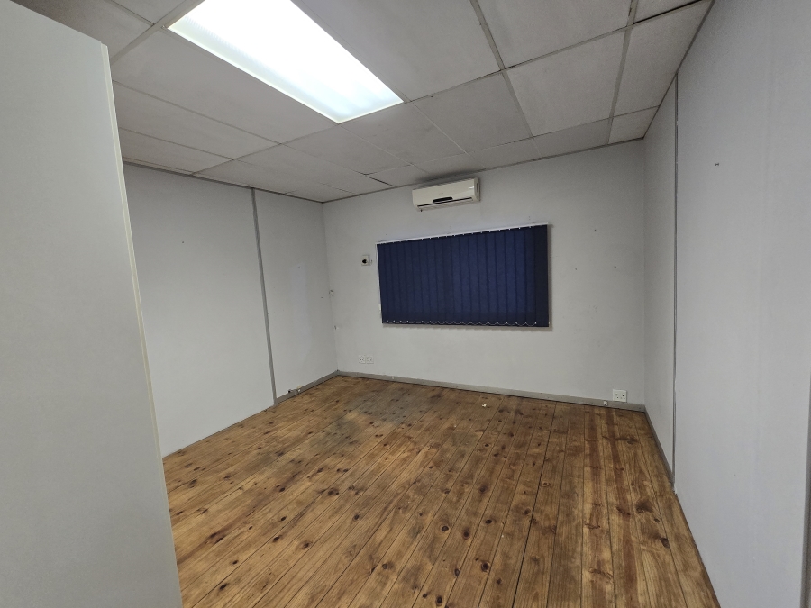 To Let Commercial Property for Rent in Westmead KwaZulu-Natal