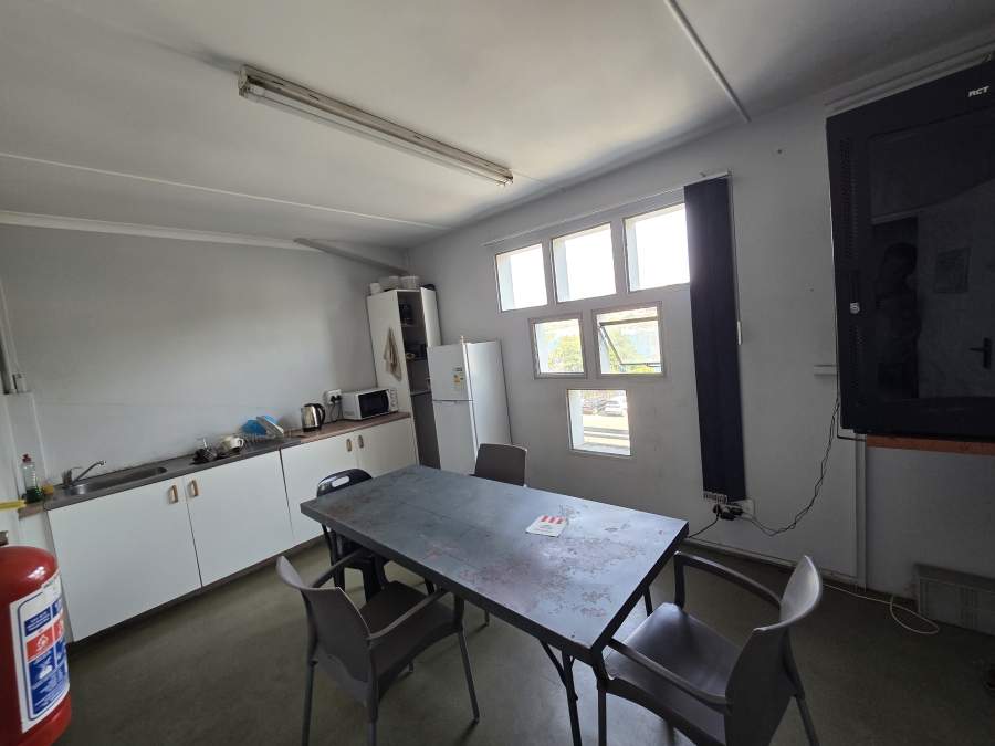 To Let Commercial Property for Rent in Westmead KwaZulu-Natal