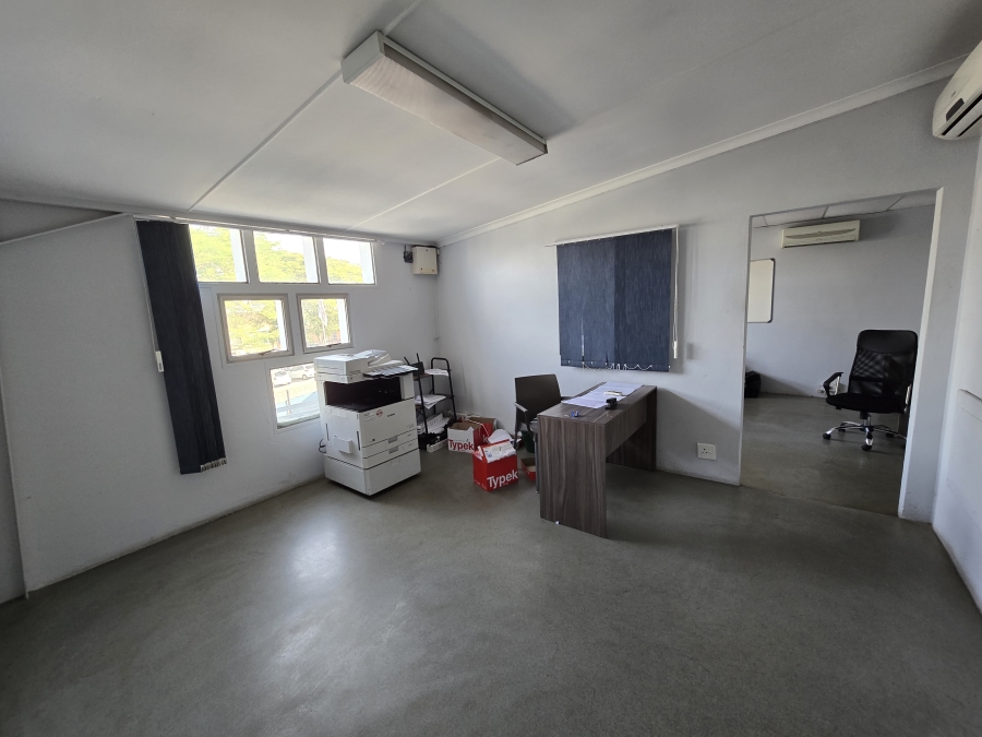 To Let Commercial Property for Rent in Westmead KwaZulu-Natal