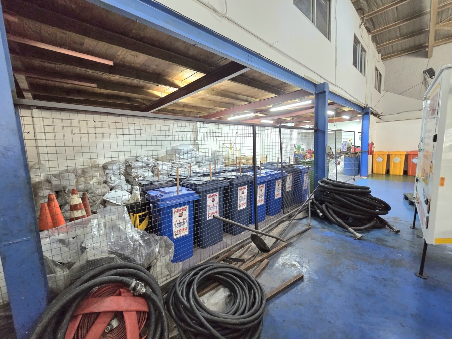 To Let Commercial Property for Rent in Westmead KwaZulu-Natal