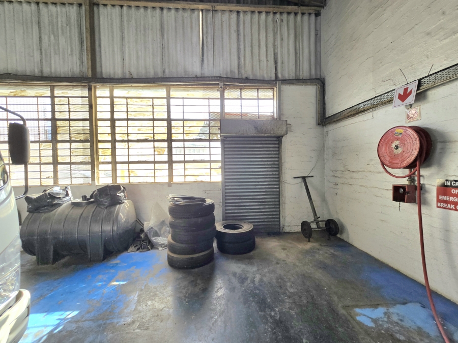 To Let Commercial Property for Rent in Westmead KwaZulu-Natal