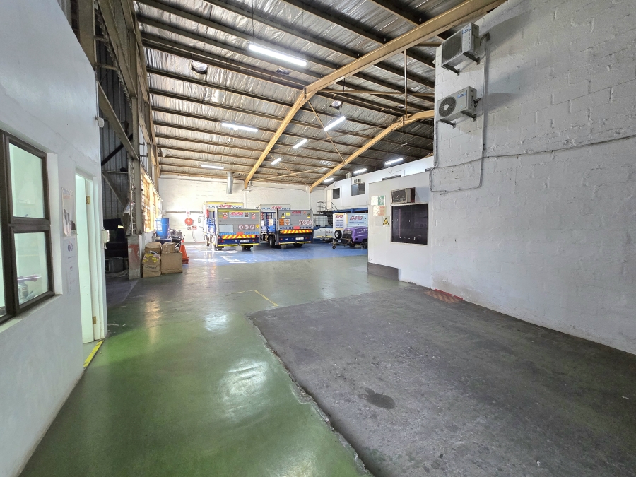 To Let Commercial Property for Rent in Westmead KwaZulu-Natal