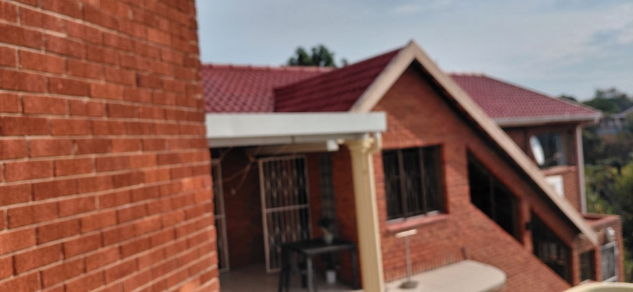 5 Bedroom Property for Sale in Reservoir Hills KwaZulu-Natal