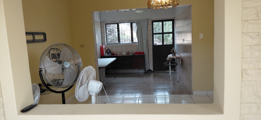 5 Bedroom Property for Sale in Reservoir Hills KwaZulu-Natal