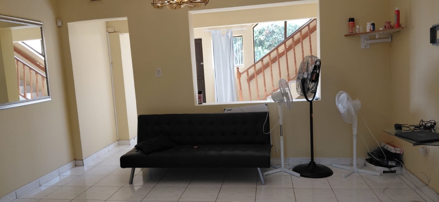 5 Bedroom Property for Sale in Reservoir Hills KwaZulu-Natal