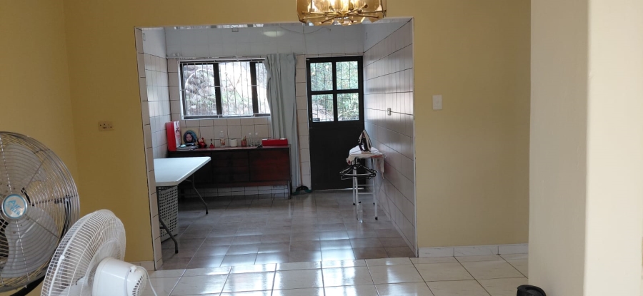 5 Bedroom Property for Sale in Reservoir Hills KwaZulu-Natal