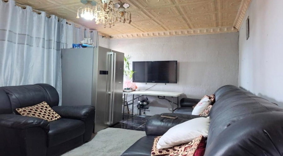 2 Bedroom Property for Sale in Lenham KwaZulu-Natal