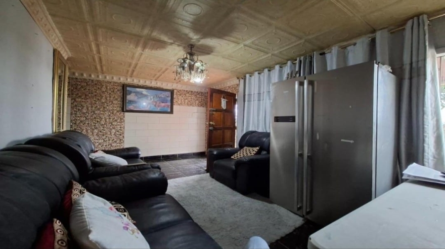 2 Bedroom Property for Sale in Lenham KwaZulu-Natal