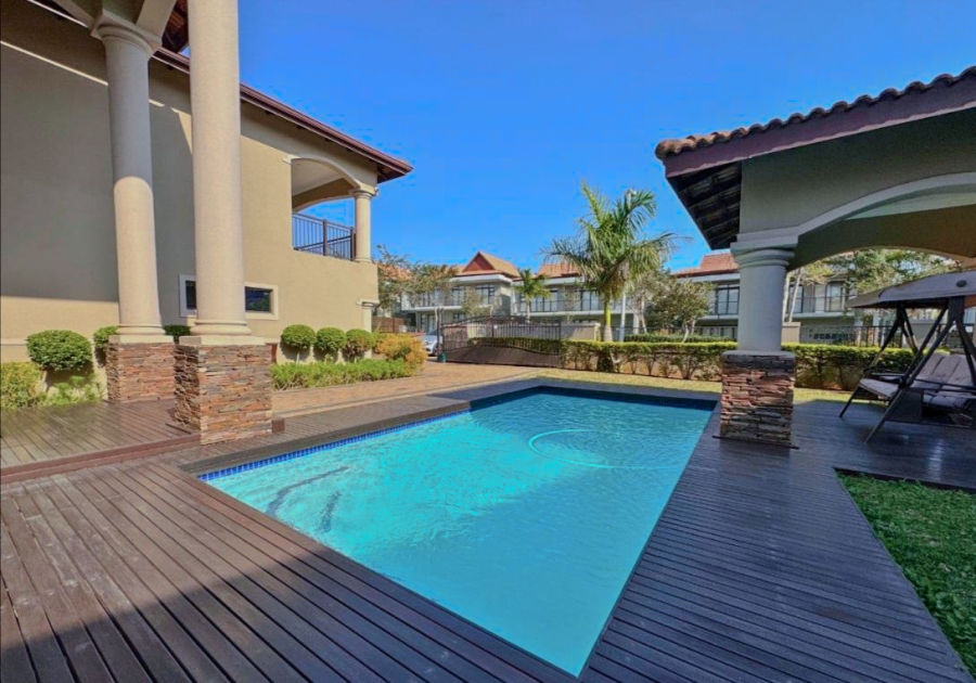 6 Bedroom Property for Sale in Izinga Estate KwaZulu-Natal