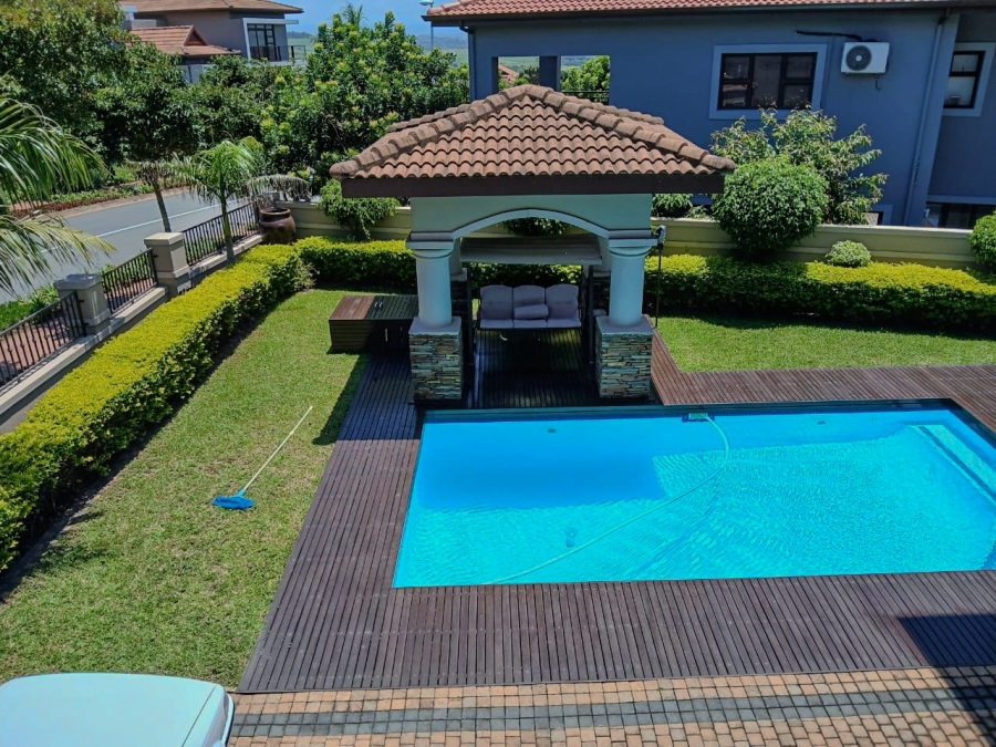 6 Bedroom Property for Sale in Izinga Estate KwaZulu-Natal