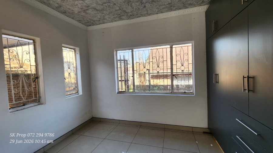 3 Bedroom Property for Sale in Raisethorpe KwaZulu-Natal