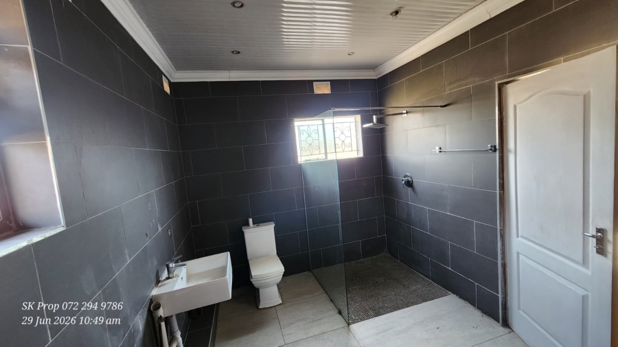 3 Bedroom Property for Sale in Raisethorpe KwaZulu-Natal