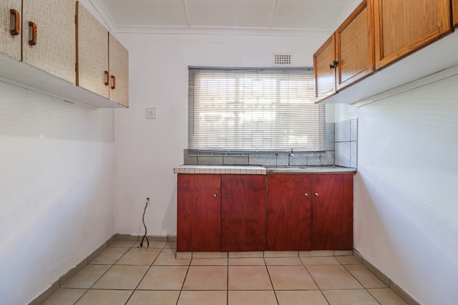 To Let 1 Bedroom Property for Rent in Clayfield KwaZulu-Natal