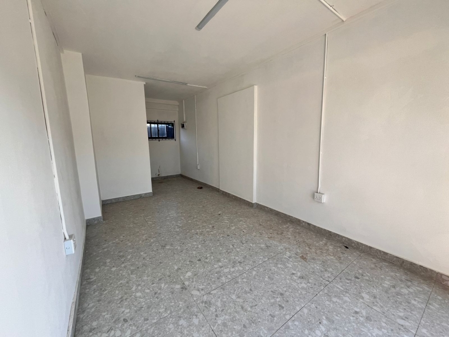 To Let Commercial Property for Rent in Bluff KwaZulu-Natal