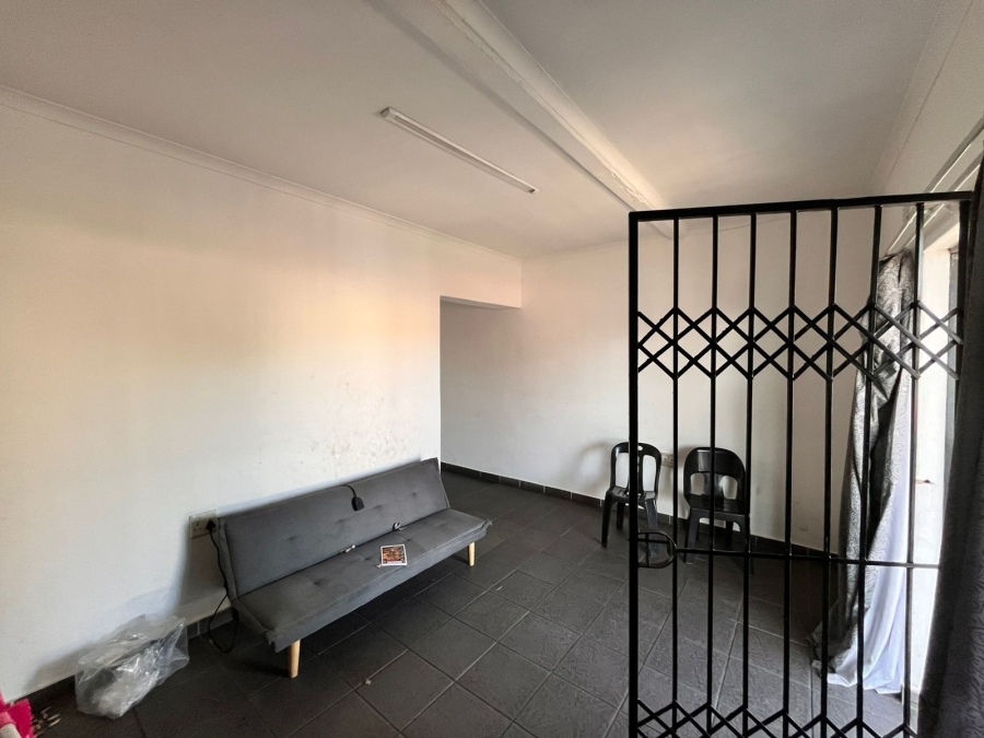 To Let Commercial Property for Rent in Bluff KwaZulu-Natal