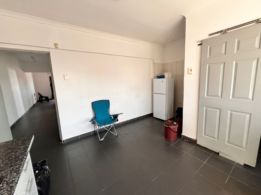 To Let Commercial Property for Rent in Bluff KwaZulu-Natal