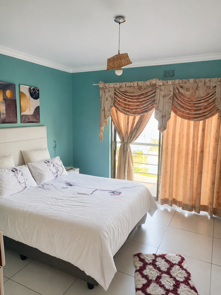 8 Bedroom Property for Sale in Bluff KwaZulu-Natal