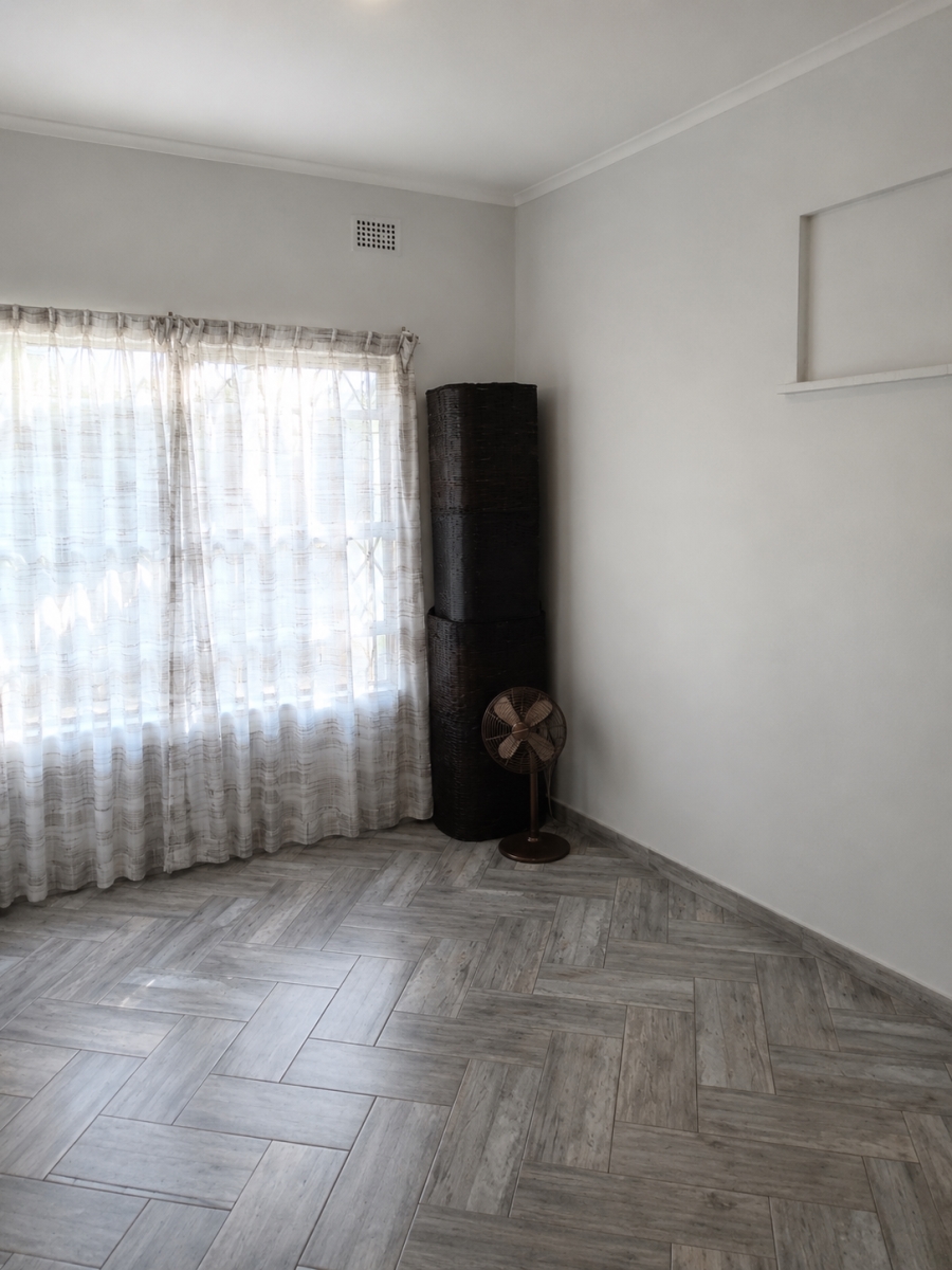 8 Bedroom Property for Sale in Bluff KwaZulu-Natal