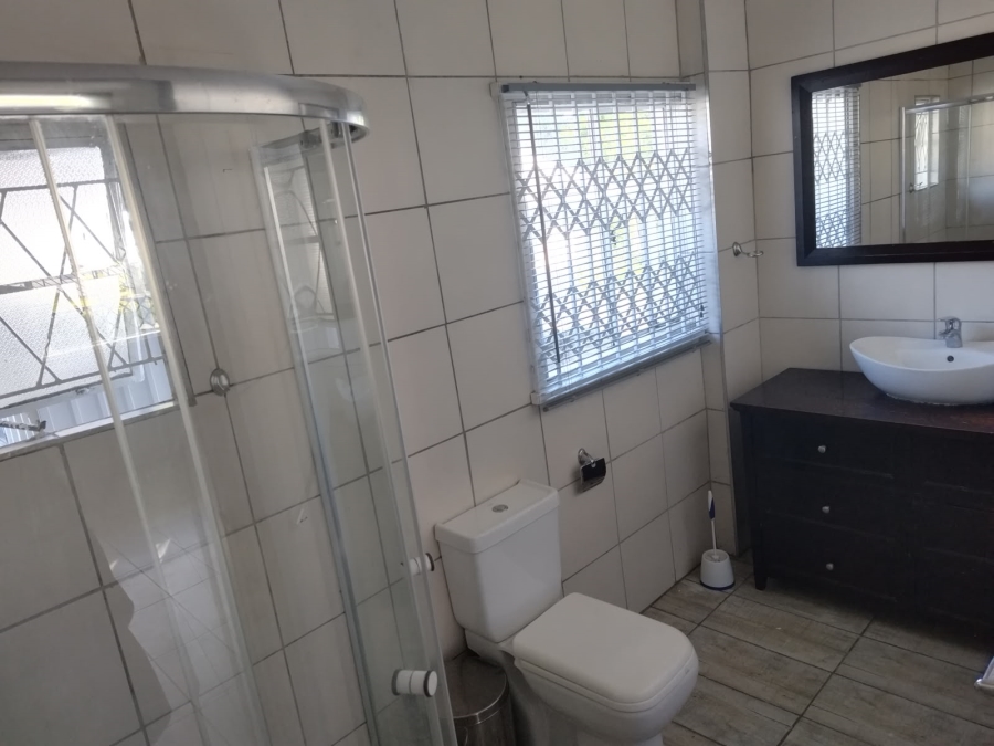 To Let 1 Bedroom Property for Rent in Hayfields KwaZulu-Natal