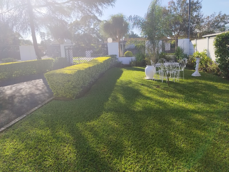 To Let 1 Bedroom Property for Rent in Hayfields KwaZulu-Natal
