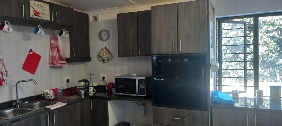 To Let 2 Bedroom Property for Rent in Winston Park KwaZulu-Natal