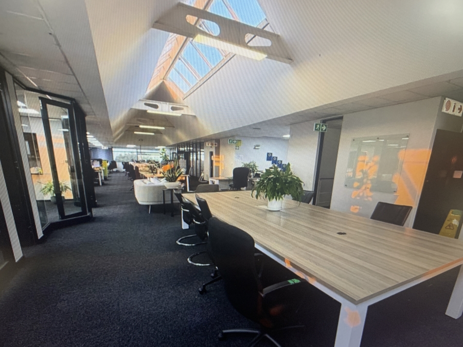 To Let Commercial Property for Rent in La Lucia Ridge KwaZulu-Natal