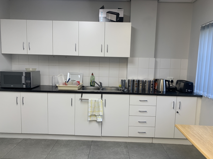 To Let Commercial Property for Rent in La Lucia Ridge KwaZulu-Natal