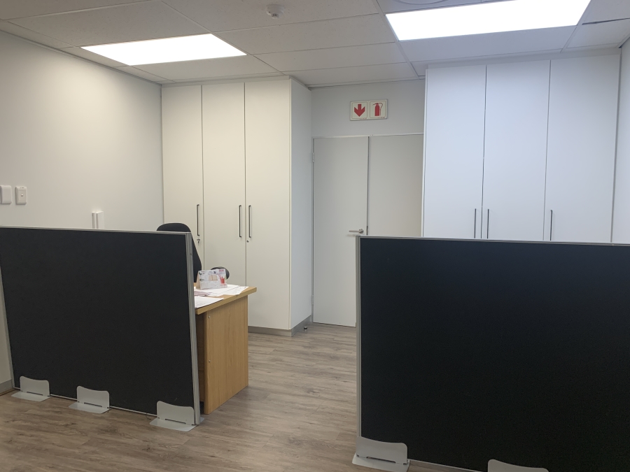 To Let Commercial Property for Rent in La Lucia Ridge KwaZulu-Natal