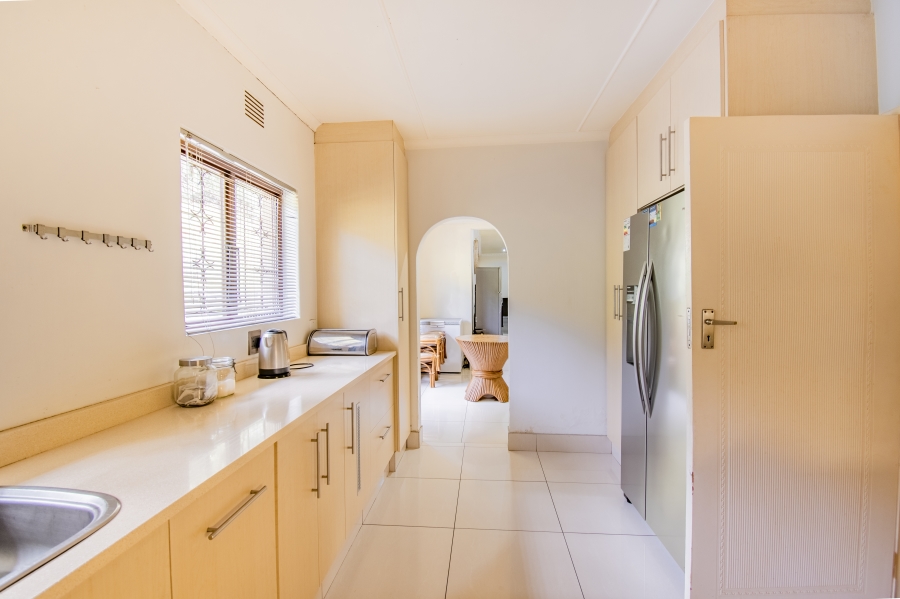 4 Bedroom Property for Sale in Dawncliffe KwaZulu-Natal