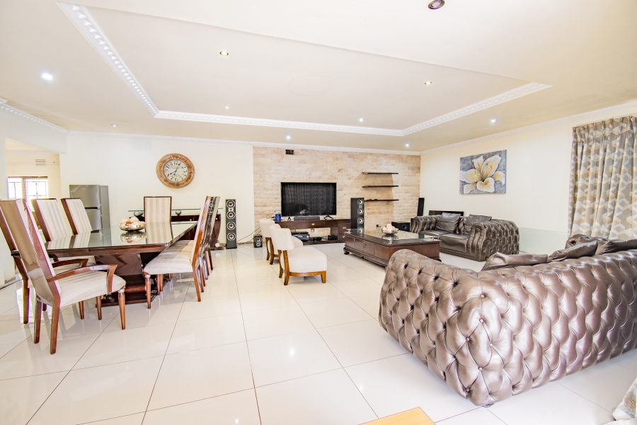 4 Bedroom Property for Sale in Dawncliffe KwaZulu-Natal
