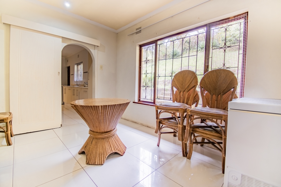 4 Bedroom Property for Sale in Dawncliffe KwaZulu-Natal