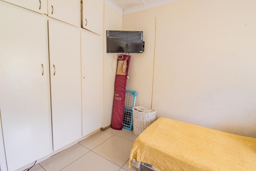 4 Bedroom Property for Sale in Dawncliffe KwaZulu-Natal