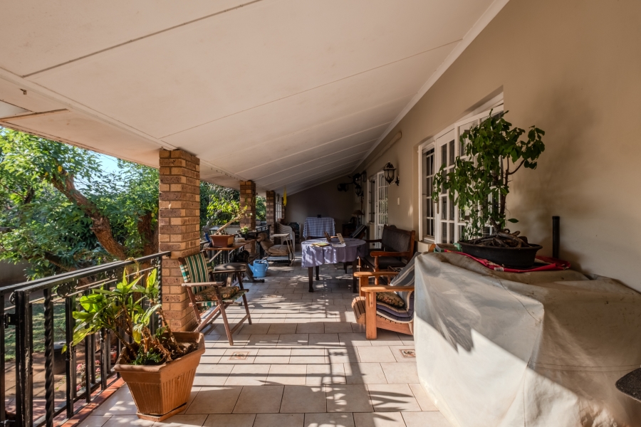 6 Bedroom Property for Sale in Athlone KwaZulu-Natal